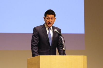 あかま総務副大臣